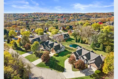 18710  Follett Dr, Brookfield, WI 53045 - Photo 39