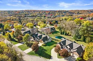 18710 Follett Dr, Brookfield, WI 53045 - Photo 39