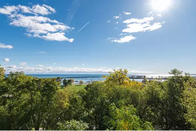 1660 N Prospect Ave #702, Milwaukee, WI 53202 - Photo 9