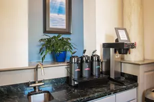 1660 N Prospect Ave, Milwaukee, WI 53202 - Photo 27