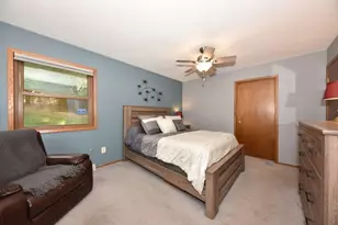 617 Coventry Ln, Hartland, WI 53029 - Photo 21