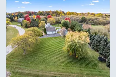 1641  Prairie Ln, Richfield, WI 53033 - Photo 3