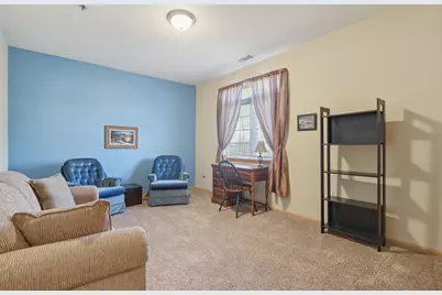 1275  Shadowood Cir #110, West Bend, WI 53095 - Photo 17
