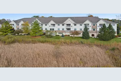 1275  Shadowood Cir #110, West Bend, WI 53095 - Photo 33