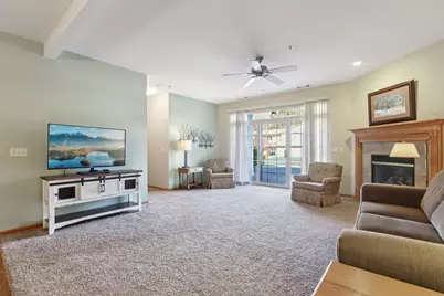 1275  Shadowood Cir #110, West Bend, WI 53095 - Photo 3