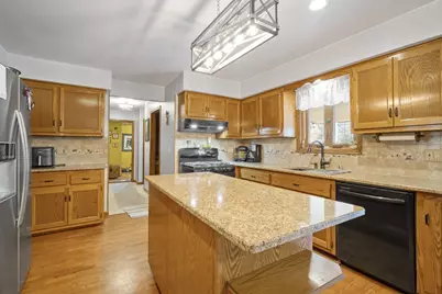 W225S6835  Guthrie Rd, Big Bend, WI 53103 - Photo 13