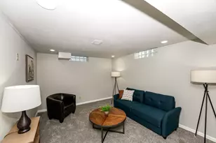 5613 W Congress St, Milwaukee, WI 53218 - Photo 27