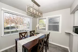 5613 W Congress St, Milwaukee, WI 53218 - Photo 7