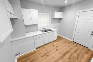 1917 W Atkinson Ave, Milwaukee, WI 53206 - Photo 23