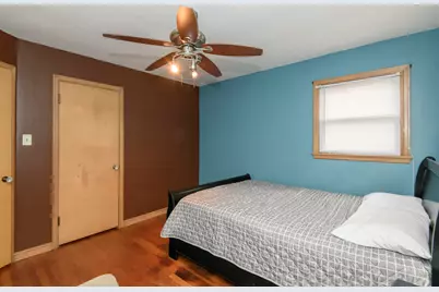 4960 N 89th St, Milwaukee, WI 53225 - Photo 17