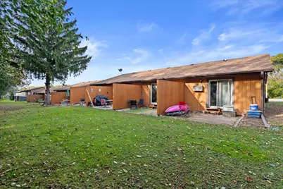 643  Meadow Ln, Burlington, WI 53105 - Photo 15