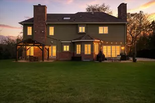 10038 N Cedarburg Rd, Mequon, WI 53092 - Photo 5