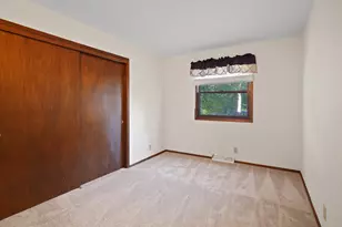 10010 32nd Ave, Pleasant Prairie, WI 53158 - Photo 15