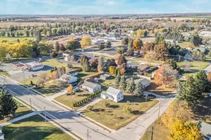 143 E Church St, Mishicot, WI 54228 - Photo 19