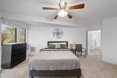 601  Knollwood Cir #B, Fontana, WI 53125 - Photo 13