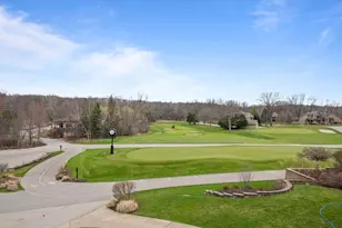 601 Knollwood Cir, Fontana, WI 53125 - Photo 17