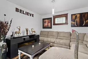 5549 N 33rd St, Milwaukee, WI 53209 - Photo 5