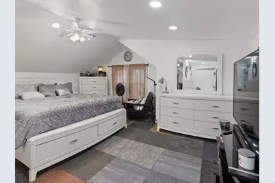 5549 N 33rd St, Milwaukee, WI 53209 - Photo 27