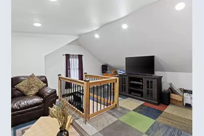 5549 N 33rd St, Milwaukee, WI 53209 - Photo 23