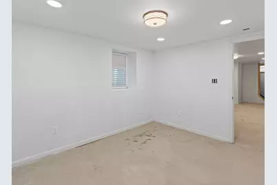 5549 N 33rd St, Milwaukee, WI 53209 - Photo 37