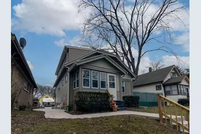 5549 N 33rd St, Milwaukee, WI 53209 - Photo 1