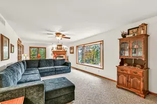 5812 N River Bay Rd, Racine, WI 53185 - Photo 11