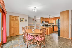 5812 N River Bay Rd, Racine, WI 53185 - Photo 9