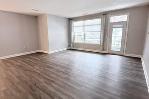 1925 N Water St, Milwaukee, WI 53202 - Photo 9