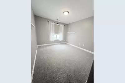 1925 N Water St #100, Milwaukee, WI 53202 - Photo 11