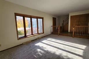 12720 W Verona Dr, New Berlin, WI 53151 - Photo 7