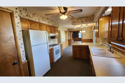 12720 W Verona Dr, New Berlin, WI 53151 - Photo 15