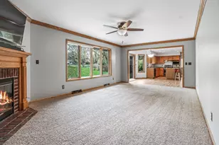 1617 Arapaho Ave, Grafton, WI 53024 - Photo 13