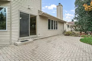 1617 Arapaho Ave, Grafton, WI 53024 - Photo 25