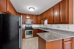 920 Oakwood Ln, Brookfield, WI 53045 - Photo 7