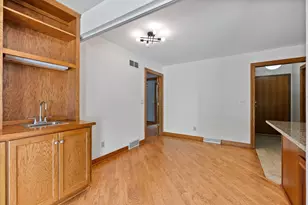 920 Oakwood Ln, Brookfield, WI 53045 - Photo 13