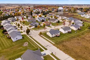 836 Tower Dr, Hartford, WI 53027 - Photo 19