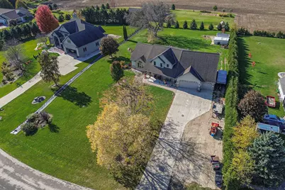 N558  Schroeter Dr, Sherman, WI 53075 - Photo 3