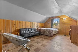 2129 S 107th St, West Allis, WI 53227 - Photo 11