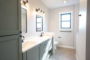 347 Southern Dr, Holmen, WI 54636 - Photo 11