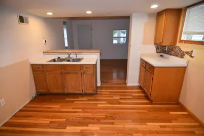 414 S Montgomery St, Watertown, WI 53094 - Photo 9