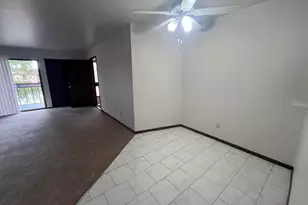 6179 W Cold Spring Rd, Milwaukee, WI 53220 - Photo 9