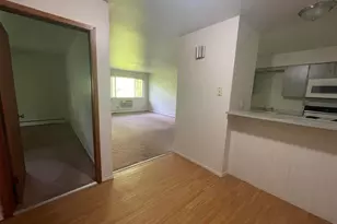 3811 S 35th St, Greenfield, WI 53221 - Photo 5