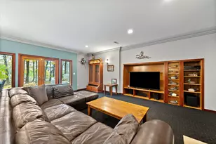 1319 Creekside Ct, Grafton, WI 53024 - Photo 49