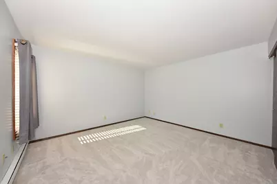 W169N11540  Biscayne Dr #3, Bldg 9, Germantown, WI 53022 - Photo 15