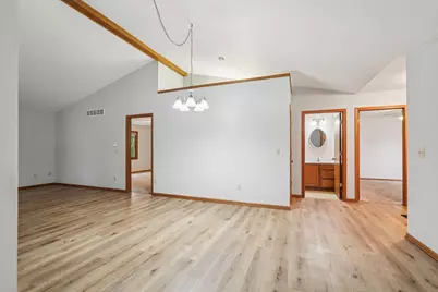 N165W19525  Partridge Path, Jackson, WI 53037 - Photo 5