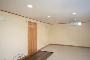 8627 W Ruby Ave, Milwaukee, WI 53225 - Photo 15