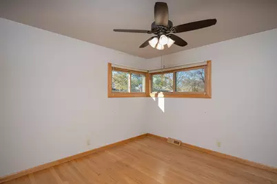 8627 W Ruby Ave, Milwaukee, WI 53225 - Photo 9