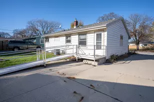 8627 W Ruby Ave, Milwaukee, WI 53225 - Photo 23