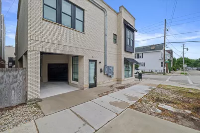 1697 N Marshall St, Milwaukee, WI 53202 - Photo 31