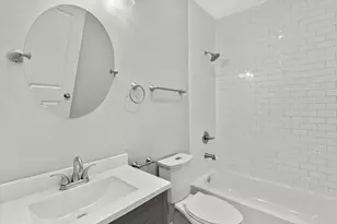 1697 N Marshall St, Milwaukee, WI 53202 - Photo 23